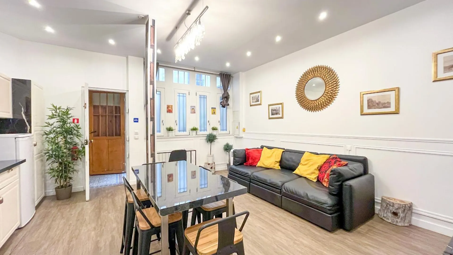 Urban Flat 101 - Maire Apartment Paris France