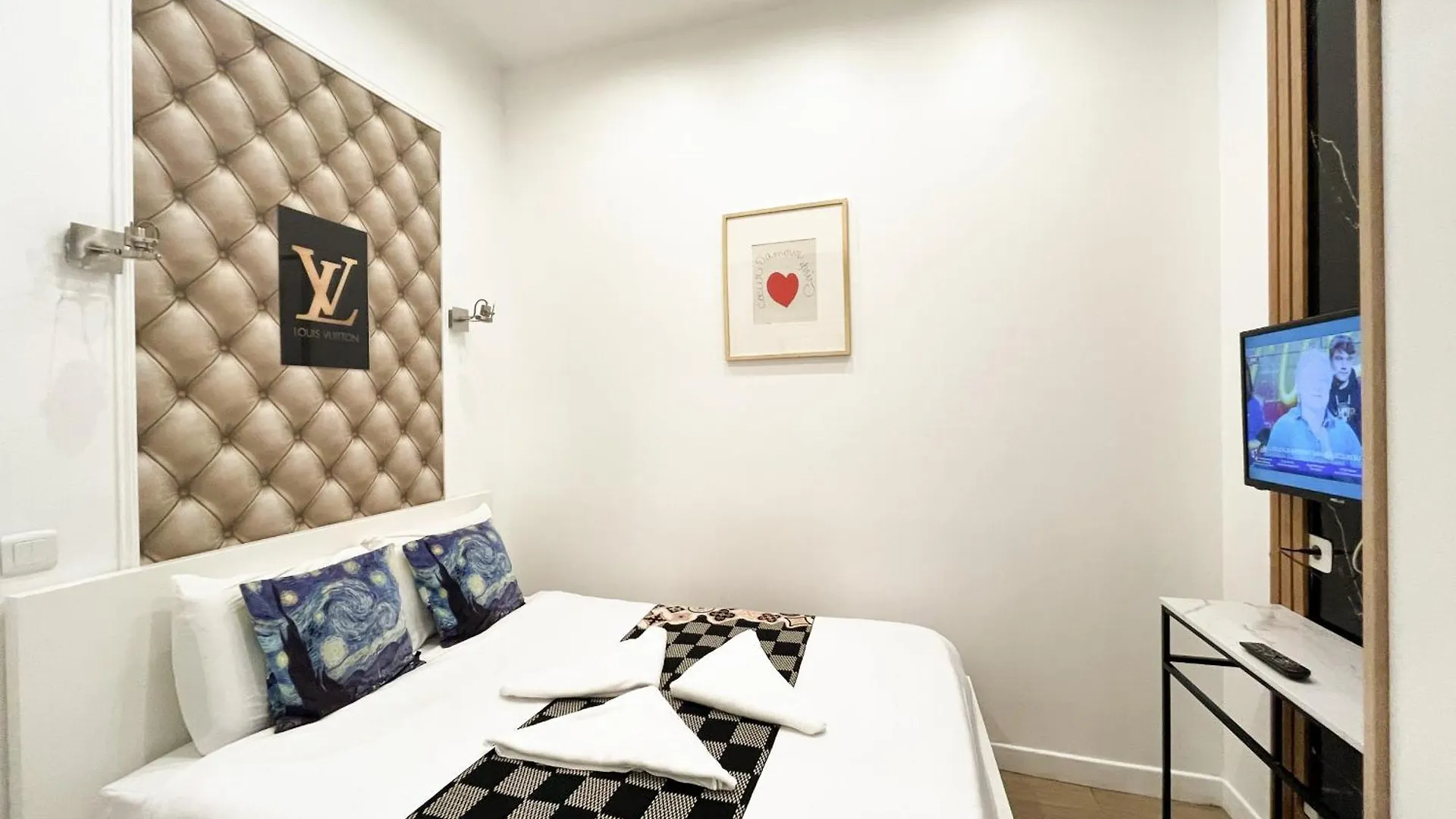 Urban Flat 101 - Maire Apartment Paris